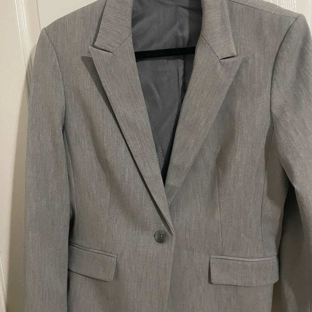 Express Light Gray Single-Button Women's Blazer - Picture 3 of 7